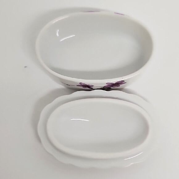 Lefton Vintage 1991 Set of Purple Floral China Dishes 2 Trinket Boxes and Clock - Picture 13 of 14